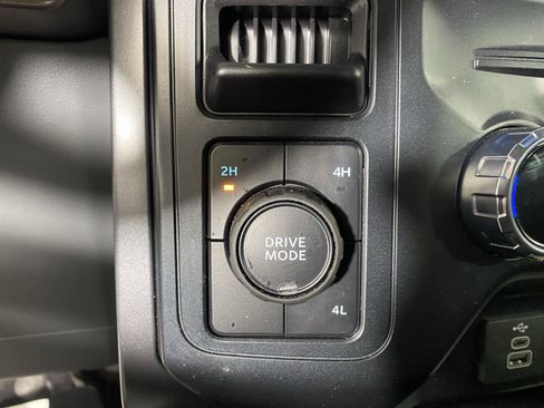 Used 2025 Ford F150 XLT w/ Equipment Group 301A Standard AWD/4WD image 16