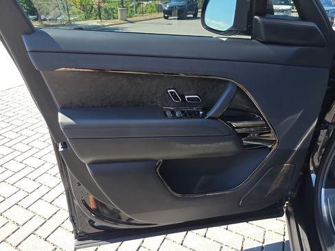 Certified 2026 Land Rover Range Rover Sport SV AWD/4WD image 17
