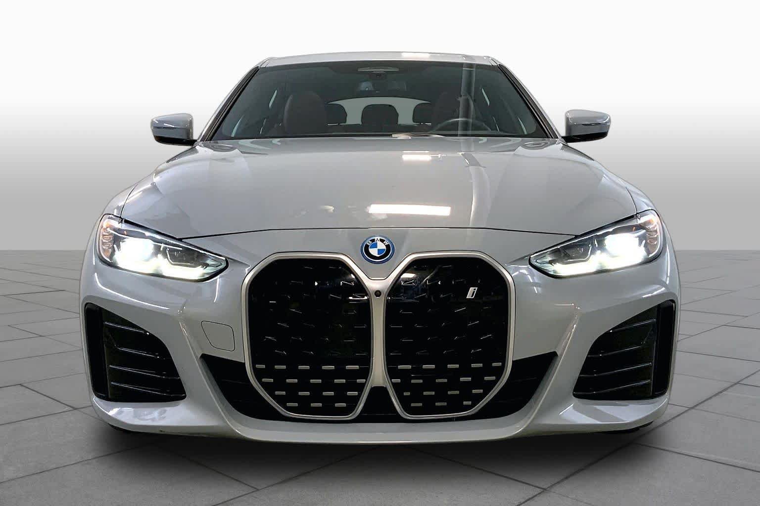 Used 2024 BMW i4 xDrive40i w/ M Sport Package AWD/4WD image 3