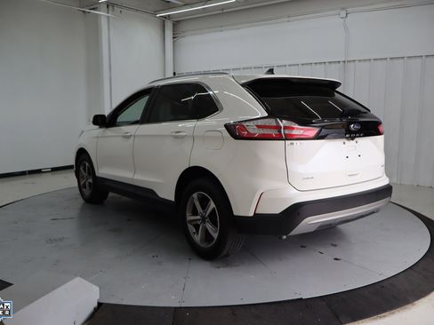 Used 2024 Ford Edge SEL w/ Convenience Package image 8