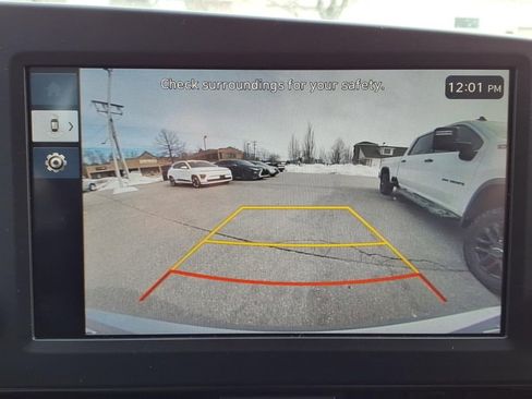 Certified 2025 Hyundai Elantra Sport image 30