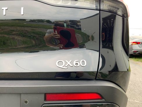Used 2024 INFINITI QX60 Luxe AWD/4WD image 23