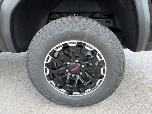 New 2026 GMC Canyon AT4 w/ Technology Plus Package AWD/4WD image 27