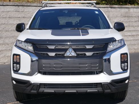 Used 2025 Mitsubishi Outlander Sport AWD image 2