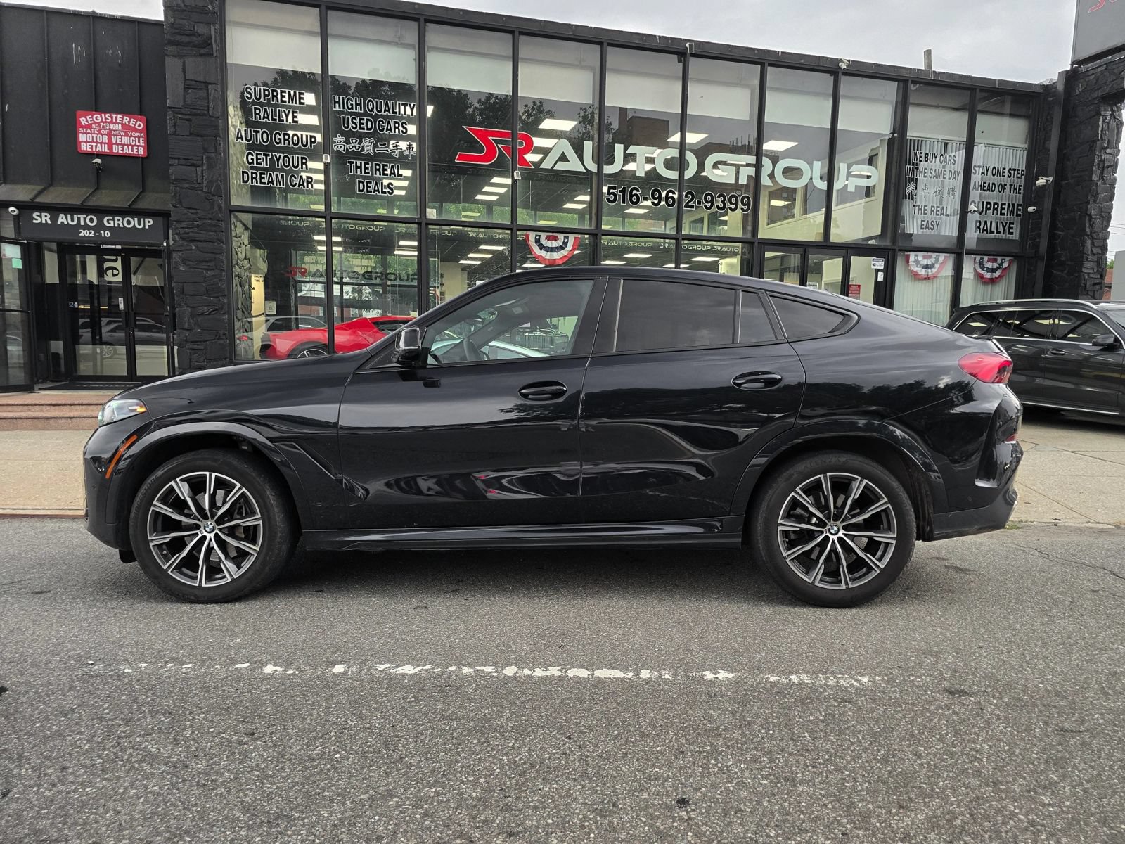 Used 2024 BMW X6 xDrive40i AWD/4WD image 10