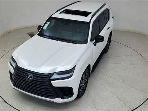 Used 2023 Lexus LX 600 4WD w/ Luxury Package image 80