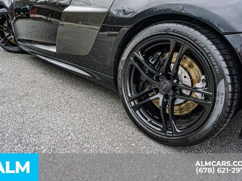 Used 2011 Audi R8 V10 image 18