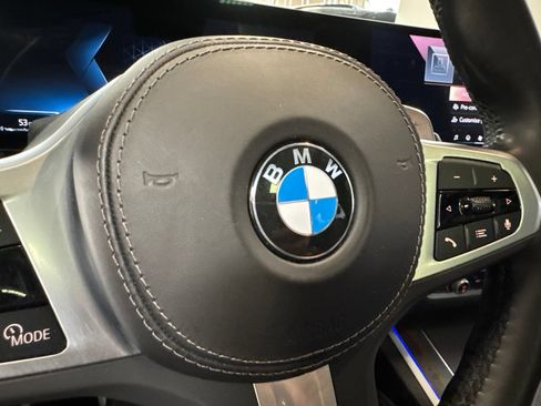 Used 2024 BMW X7 xDrive40i w/ M Sport Package AWD/4WD image 42