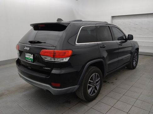 Used 2019 Jeep Grand Cherokee Laredo w/ Laredo X Package image 9