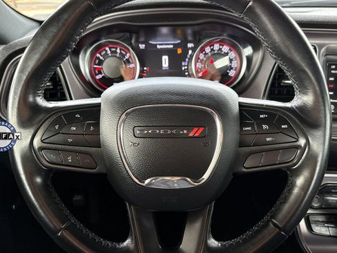 Used 2023 Dodge Challenger GT image 29