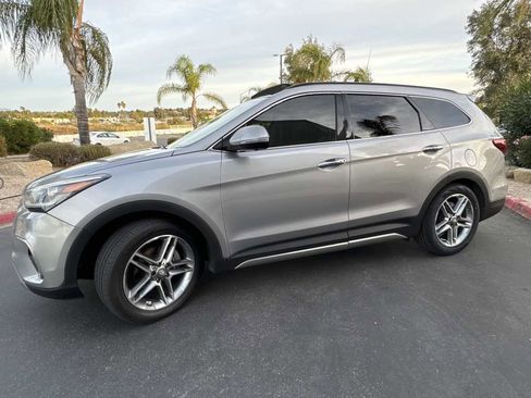 Used 2017 Hyundai Santa Fe Limited image 14