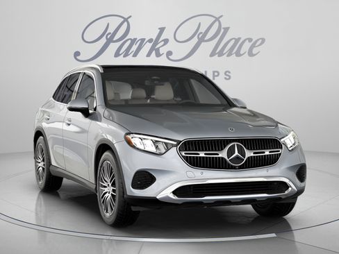Used 2026 Mercedes-Benz GLC 300 image 34