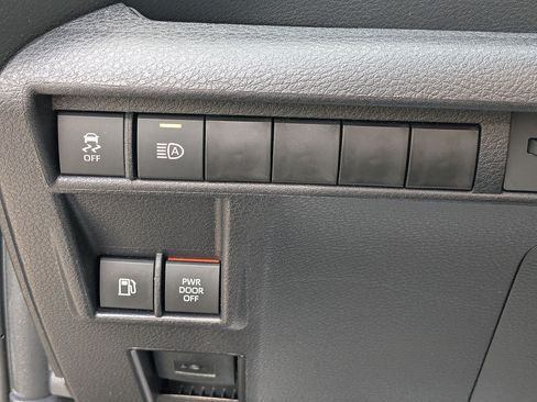 Certified 2026 Toyota Sienna XSE FWD image 16