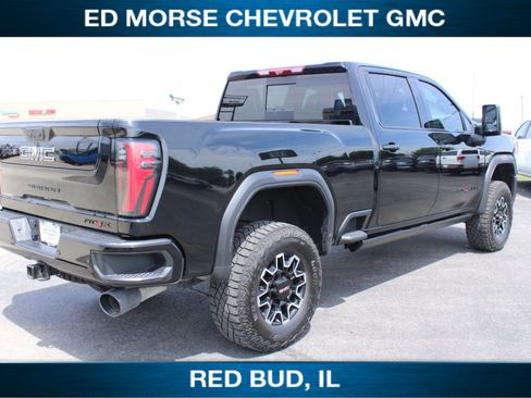 Used 2025 GMC Sierra 2500 AT4X AWD/4WD image 5