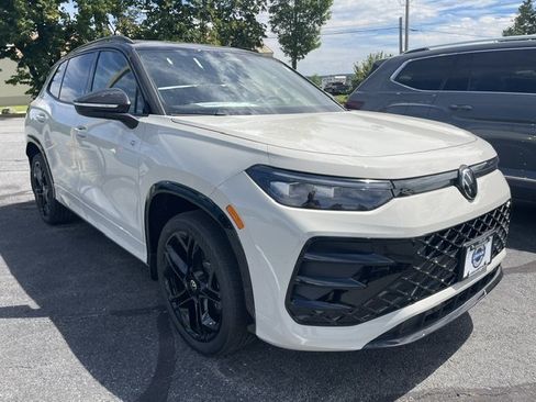 New 2026 Volkswagen Tiguan SE R-Line AWD/4WD image 4
