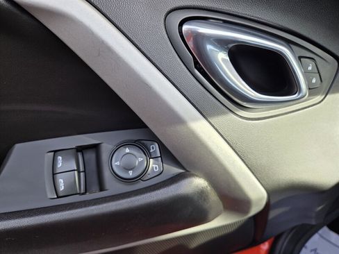 Used 2021 Chevrolet Camaro LT RWD image 12