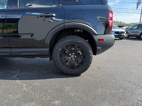 New 2025 Ford Bronco Sport Badlands w/ Sasquatch Badlands Package AWD/4WD image 32