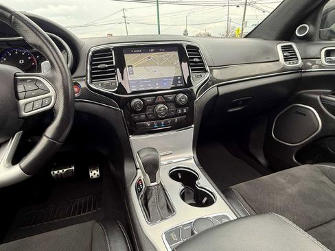 Used 2021 Jeep Grand Cherokee SRT w/ Trailer Tow Group IV image 18