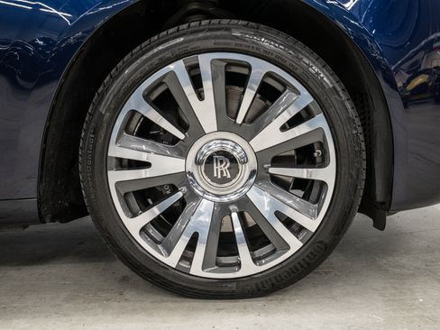 Used 2020 Rolls-Royce Ghost RWD image 48