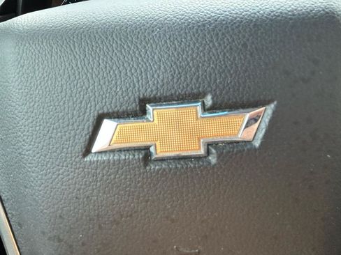 Used 2018 Chevrolet Suburban LT AWD/4WD image 21