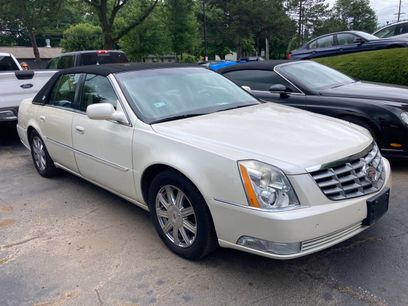Used 2009 Cadillac DTS w/ Sun And Sound Package