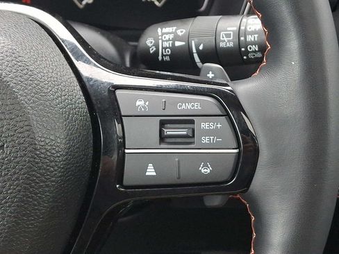 Used 2025 Honda Pilot TrailSport image 23