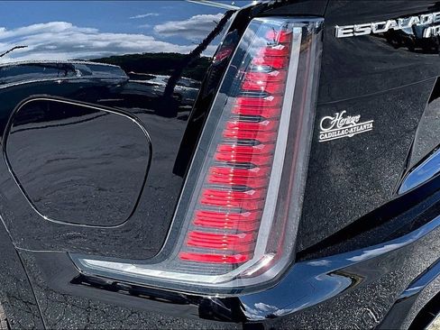 Certified 2026 Cadillac Escalade IQ Sport 2 AWD/4WD image 23