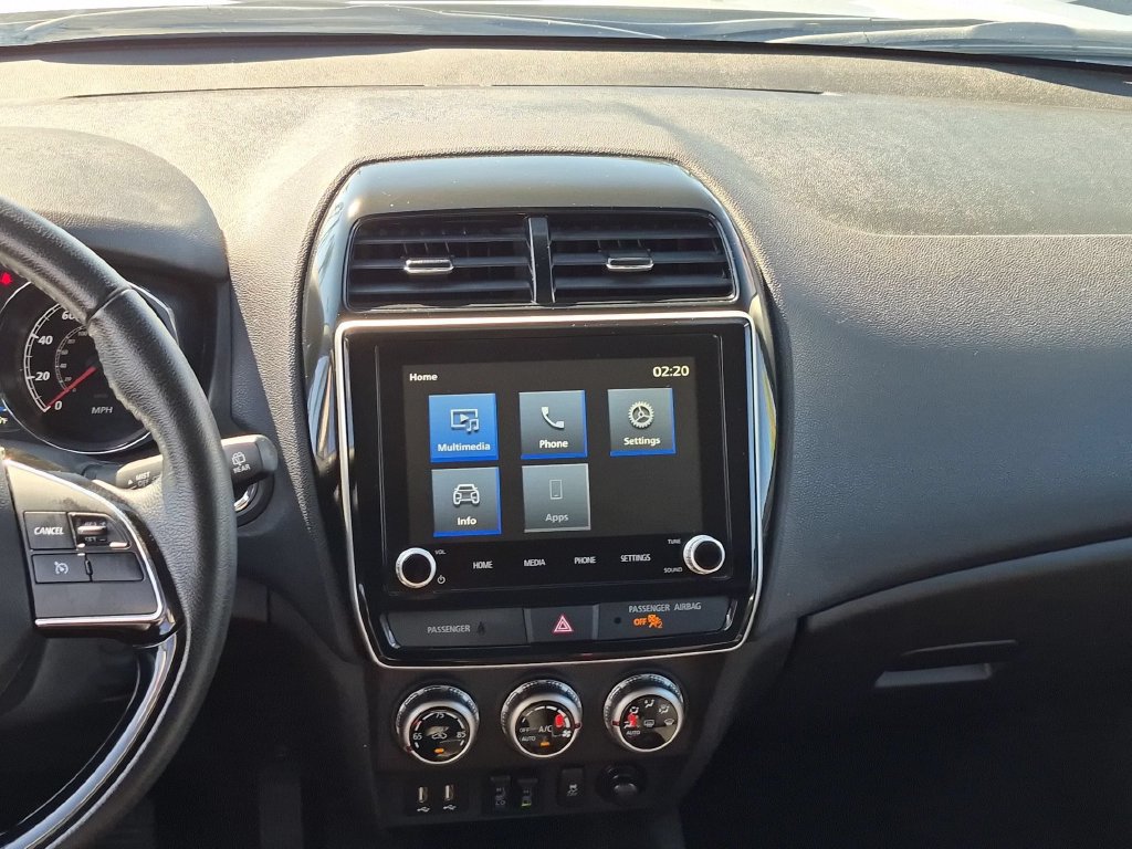 Used 2025 Mitsubishi Outlander Sport SE AWD/4WD image 19