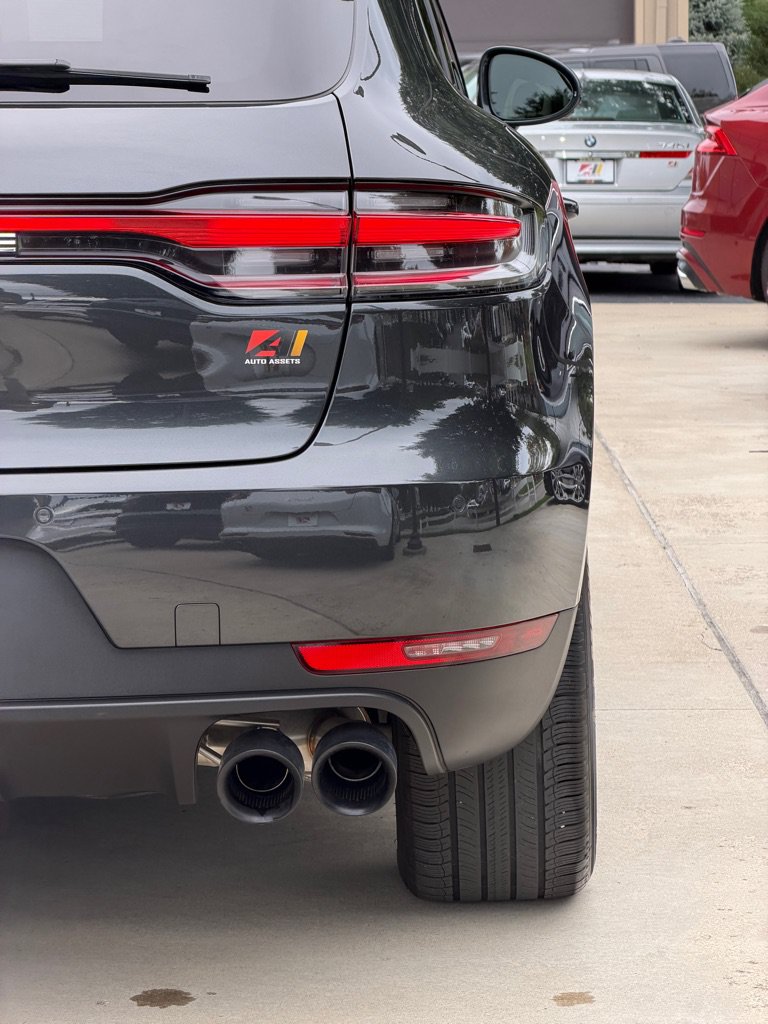 Used 2021 Porsche Macan AWD/4WD image 15