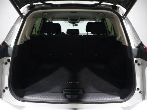 Used 2024 Nissan Rogue SV image 20