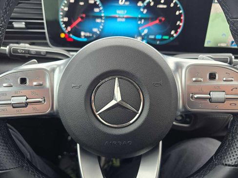 Used 2023 Mercedes-Benz GLS 450 4MATIC image 24