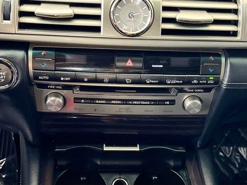 Used 2014 Lexus LS 460 AWD w/ Comfort Package image 11