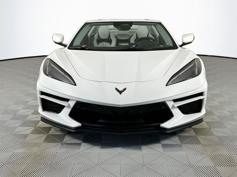 Used 2024 Chevrolet Corvette Stingray Premium Conv w/ Z51 Performance Package RWD image 2