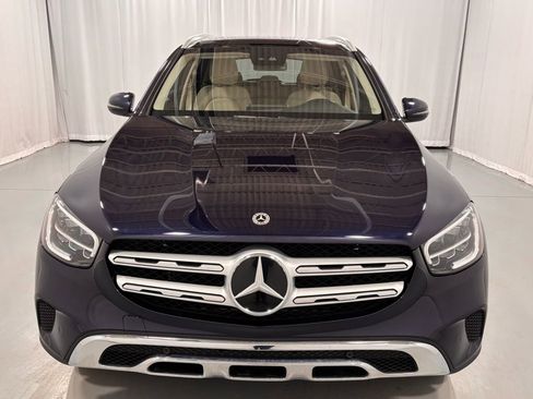 Certified 2022 Mercedes-Benz GLC 300 4MATIC image 2