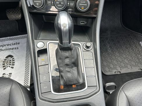 Used 2019 Volkswagen Jetta SE FWD image 20