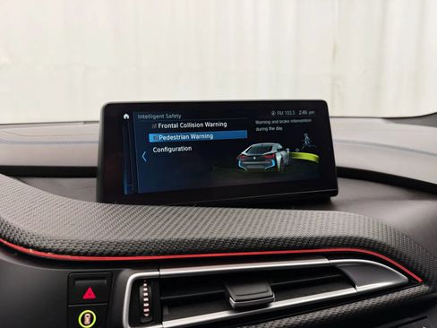Used 2019 BMW i8 Coupe AWD/4WD image 21