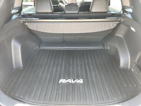 Used 2022 Toyota RAV4 XSE w/ XSE Grade Weather Package AWD/4WD image 13