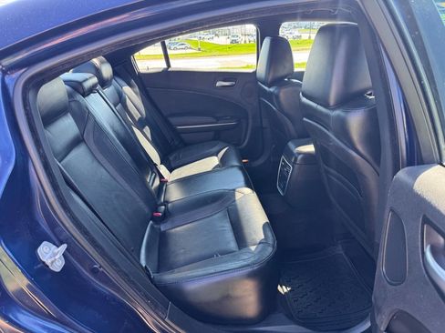 Used 2016 Dodge Charger SXT w/ AWD Plus Group image 12