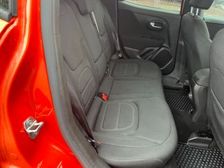Used 2021 Jeep Renegade Latitude w/ Convenience Group AWD/4WD video 4