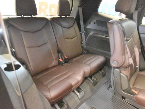 Used 2023 Cadillac XT6 Premium Luxury AWD/4WD image 22
