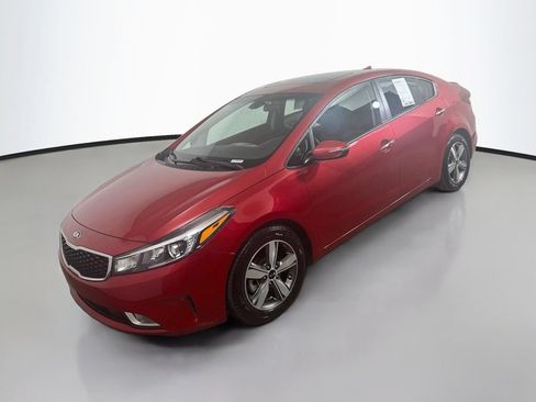Used 2018 Kia Forte S w/ S Technology Plus Package FWD image 3