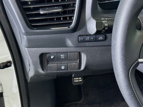 Used 2025 Nissan Leaf S FWD image 16