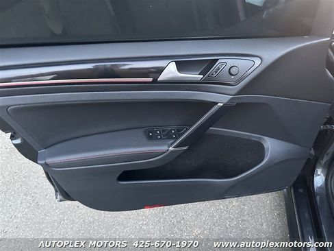 Used 2015 Volkswagen GTI Autobahn image 13