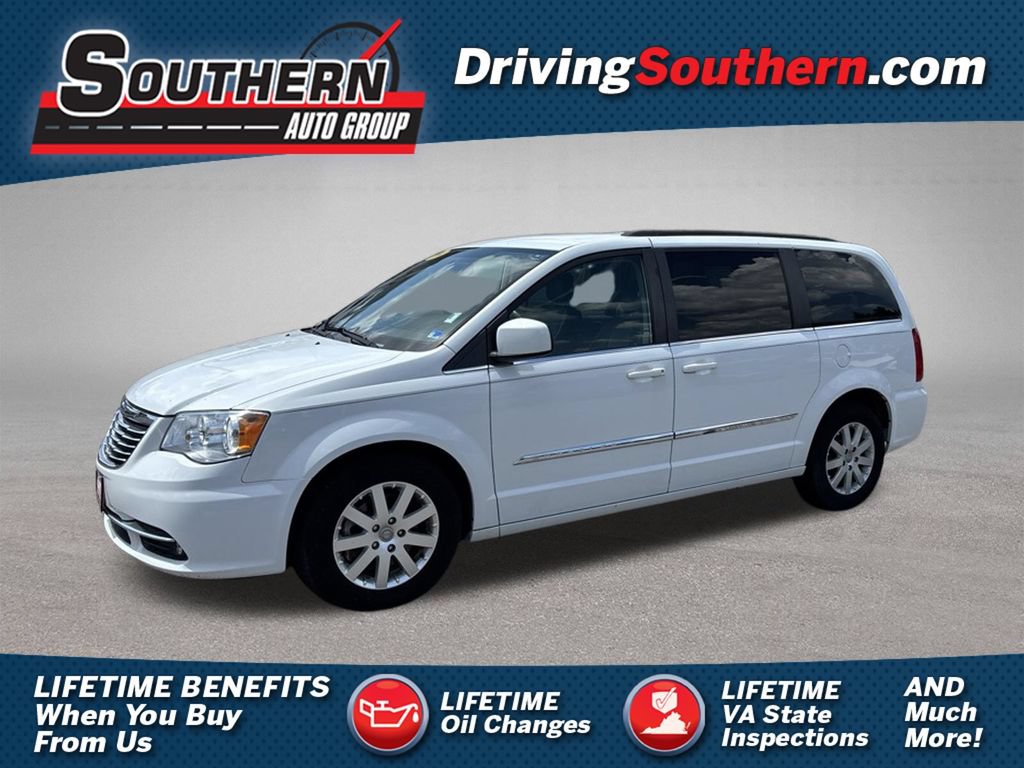 Used 2014 Chrysler Town & Country Touring FWD 360° Tour