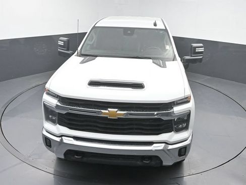 Used 2025 Chevrolet Silverado 2500 LT AWD/4WD image 34