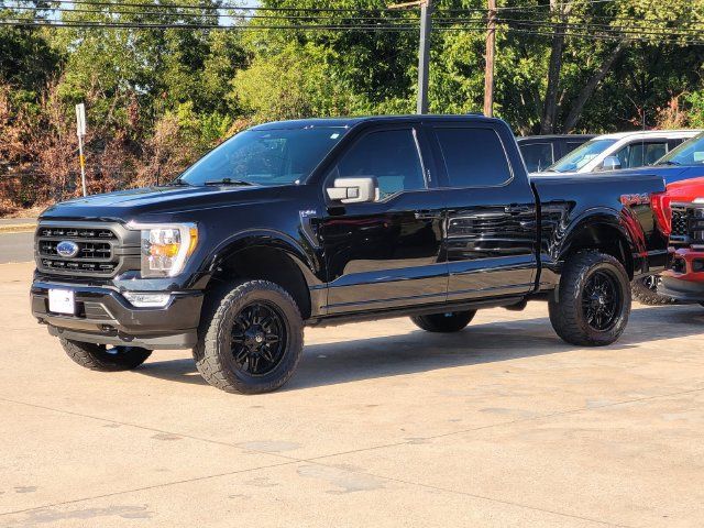 Used 2022 Ford F150 XLT w/ Equipment Group 302A High AWD/4WD image 3