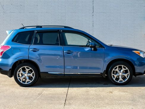 Used 2015 Subaru Forester 2.5i Touring AWD/4WD image 7