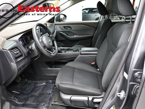 Used 2023 Nissan Rogue S AWD/4WD image 14