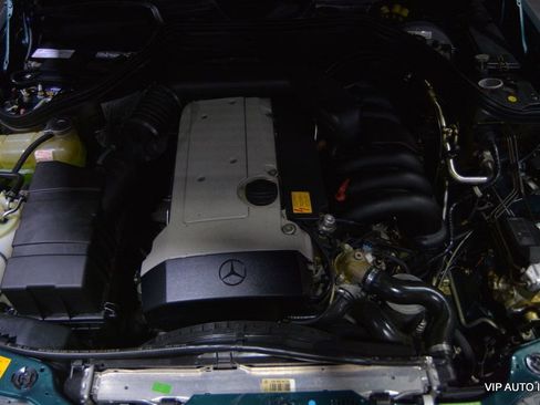 Used 1995 Mercedes-Benz E 320 Convertible image 44