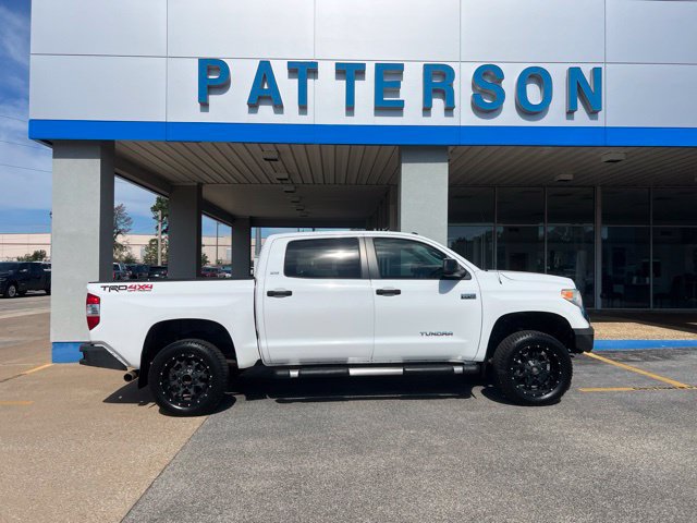 Used 2016 Toyota Tundra SR5 w/ TRD Off Road Package AWD/4WD image 1